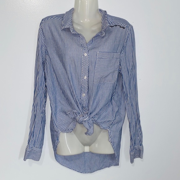 Arizona Jean Company Tops - Cute long sleeve !!! 🌵5/30$